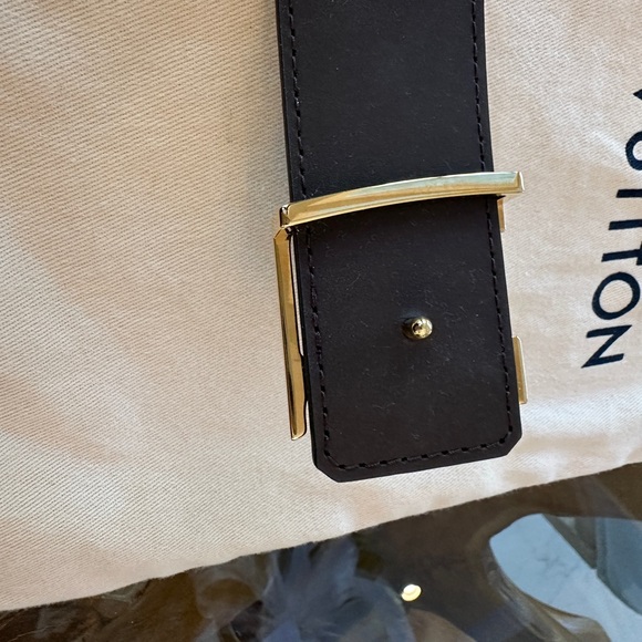 New!! Authentic Louis Vuitton monogram belt with gold LV buckle - Picture 6 of 10